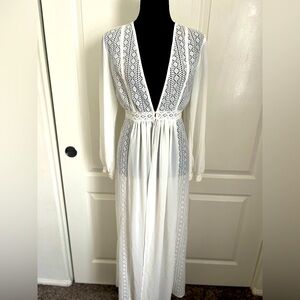 Forever 21 women’s coverup/dress